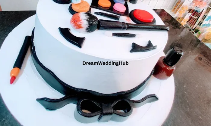 Golden cakes and Cookies